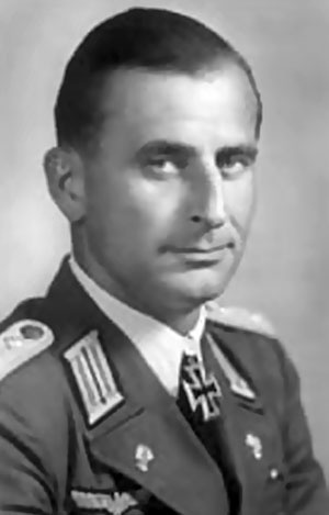 Иллюстрация к книге — Железный крест. Самая известная военная награда Второй мировой войны [i_158.jpg]