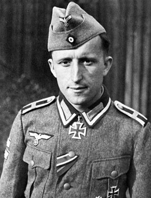 Иллюстрация к книге — Железный крест. Самая известная военная награда Второй мировой войны [i_210.jpg]