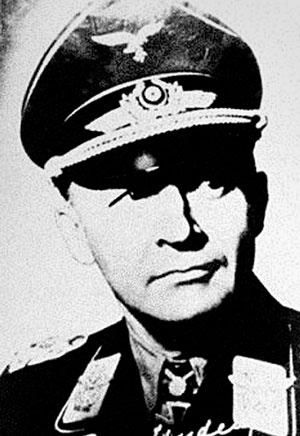 Иллюстрация к книге — Железный крест. Самая известная военная награда Второй мировой войны [i_270.jpg]