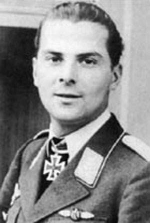 Иллюстрация к книге — Железный крест. Самая известная военная награда Второй мировой войны [i_352.jpg]