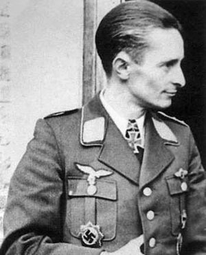 Иллюстрация к книге — Железный крест. Самая известная военная награда Второй мировой войны [i_378.jpg]