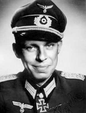 Иллюстрация к книге — Железный крест. Самая известная военная награда Второй мировой войны [i_380.jpg]