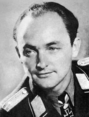 Иллюстрация к книге — Железный крест. Самая известная военная награда Второй мировой войны [i_385.jpg]