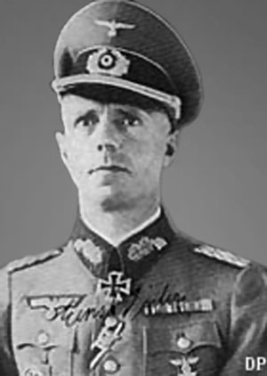 Иллюстрация к книге — Железный крест. Самая известная военная награда Второй мировой войны [i_425.jpg]