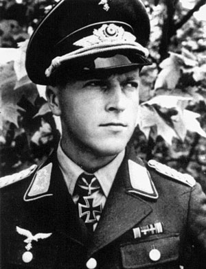 Иллюстрация к книге — Железный крест. Самая известная военная награда Второй мировой войны [i_558.jpg]