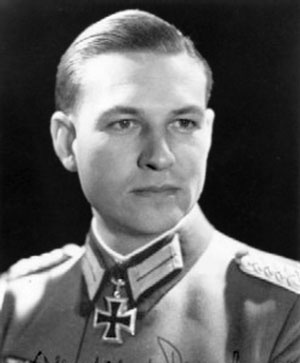 Иллюстрация к книге — Железный крест. Самая известная военная награда Второй мировой войны [i_737.jpg]