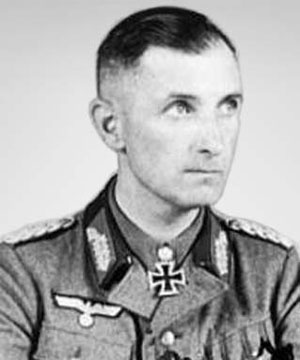 Иллюстрация к книге — Железный крест. Самая известная военная награда Второй мировой войны [i_835.jpg]