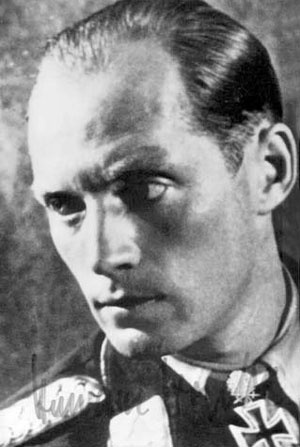 Иллюстрация к книге — Железный крест. Самая известная военная награда Второй мировой войны [i_851.jpg]