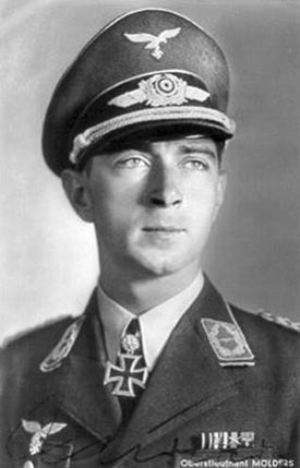 Иллюстрация к книге — Железный крест. Самая известная военная награда Второй мировой войны [i_889.jpg]