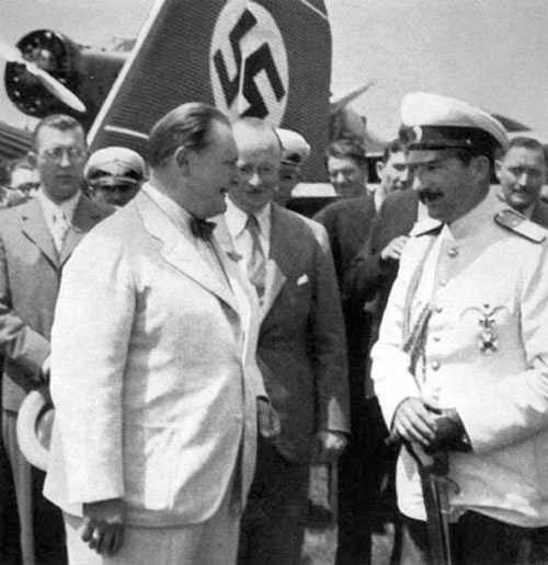 Иллюстрация к книге — Железный крест. Самая известная военная награда Второй мировой войны [i_932.jpg]