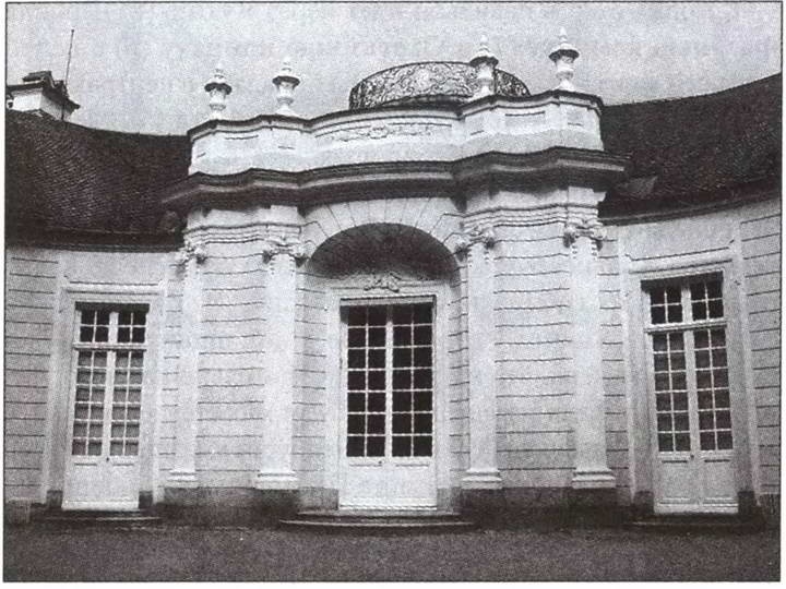 Иллюстрация к книге — Замки баварского короля [i_029.jpg]