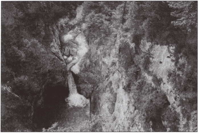 Иллюстрация к книге — Замки баварского короля [i_055.jpg]