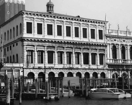 Иллюстрация к книге — Еретики и заговорщики [i_014.jpg]