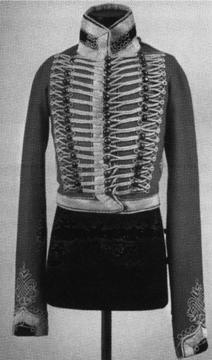 Иллюстрация к книге — Повседневная жизнь русского офицера эпохи 1812 года [img97ae.jpg]