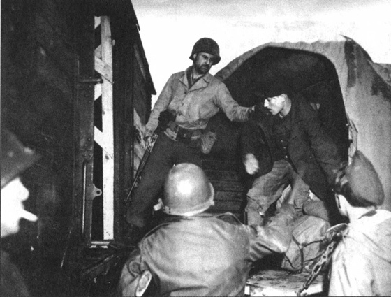 Иллюстрация к книге — Палачи и казни в истории России и СССР [i_030.jpg]