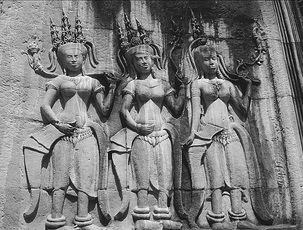 Иллюстрация к книге — Всеобщая история религий мира [_295.jpg]