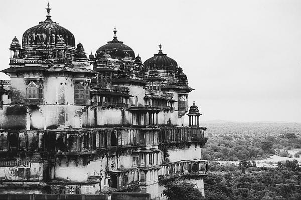 Иллюстрация к книге — Всеобщая история религий мира [_358.jpg]