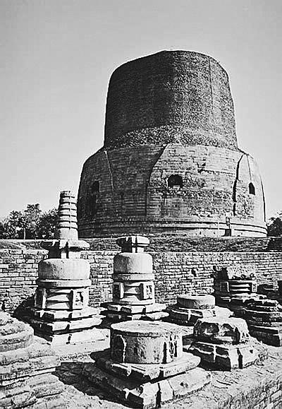 Иллюстрация к книге — Всеобщая история религий мира [_362.jpg]