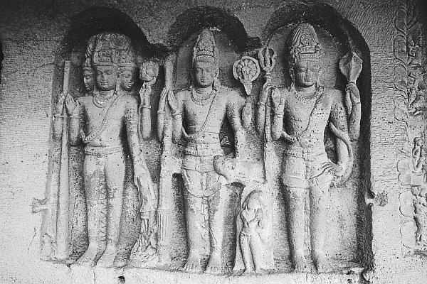 Иллюстрация к книге — Всеобщая история религий мира [_406.jpg]