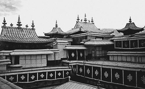 Иллюстрация к книге — Всеобщая история религий мира [_447.jpg]