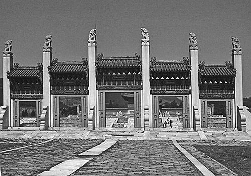 Иллюстрация к книге — Всеобщая история религий мира [_513.jpg]