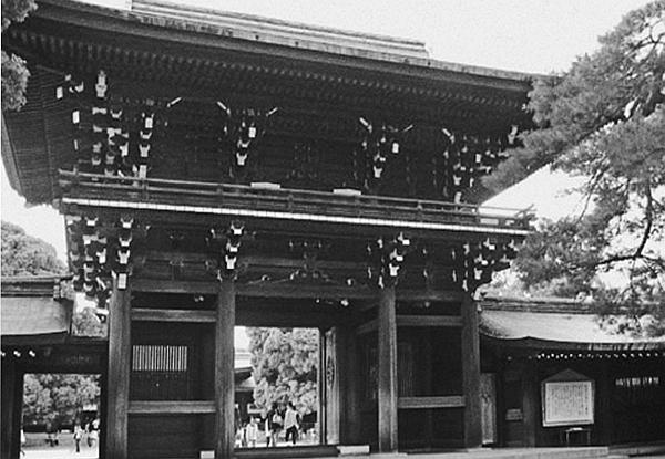 Иллюстрация к книге — Всеобщая история религий мира [_605.jpg]