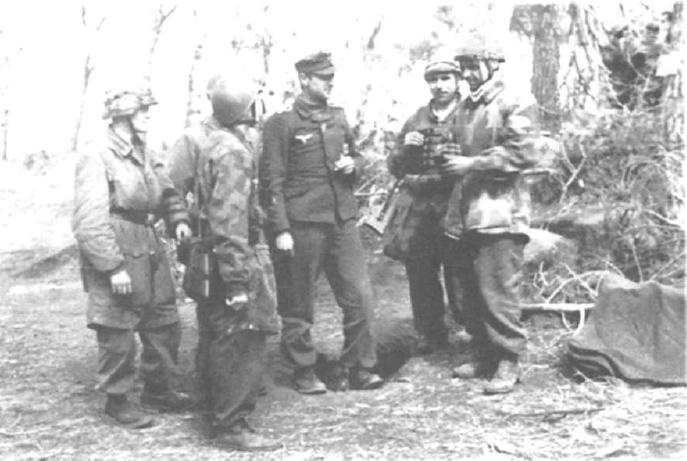 Иллюстрация к книге — Германские парашютисты. 1939-1945 [doc2fb_image_0200001b.jpg]