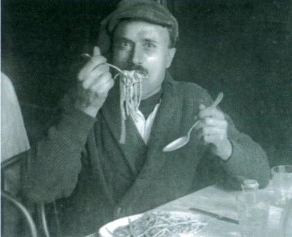 Иллюстрация к книге — Повседневная жизнь Соединенных Штатов в эпоху процветания и &quot;сухого закона&quot; [i_013.jpg]