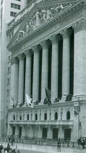 Иллюстрация к книге — Повседневная жизнь Соединенных Штатов в эпоху процветания и &quot;сухого закона&quot; [i_031.jpg]