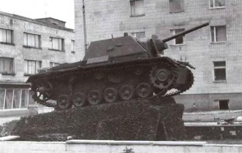 Иллюстрация к книге — Трофейные танки Красной Армии [i_096.jpg]