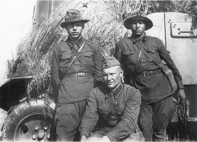 Иллюстрация к книге — Танки на Халхин-Голе. Необъявленная война Сталина [i_042.jpg]