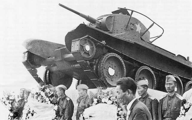 Иллюстрация к книге — Танки на Халхин-Голе. Необъявленная война Сталина [i_136.jpg]