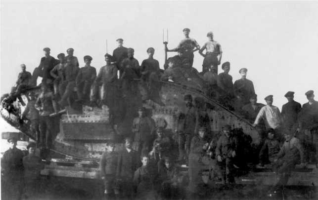 Иллюстрация к книге — Танки в Гражданской войне [i_038.jpg]