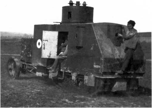 Иллюстрация к книге — Танки в Гражданской войне [i_055.jpg]