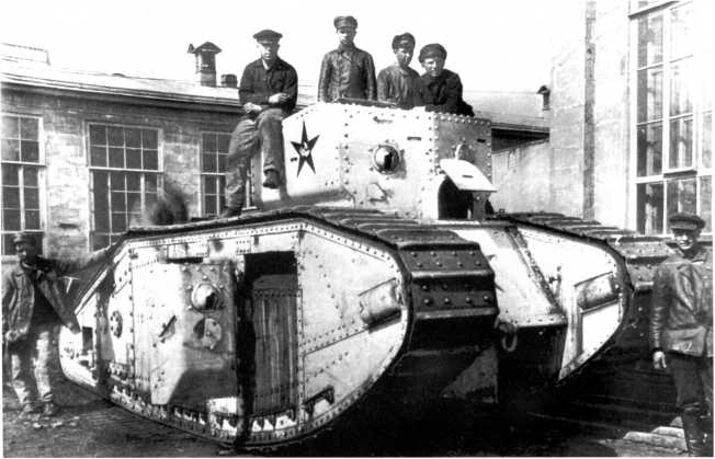 Иллюстрация к книге — Танки в Гражданской войне [i_073.jpg]