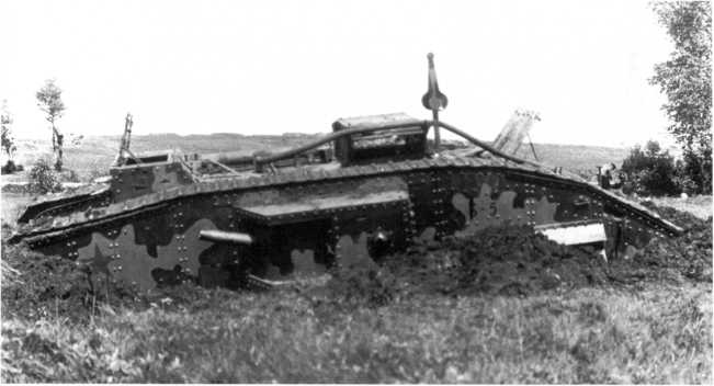 Иллюстрация к книге — Танки в Гражданской войне [i_142.jpg]