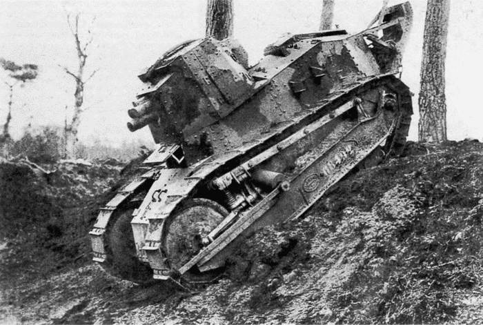 Иллюстрация к книге — Танк №1 &quot;Рено ФТ-17&quot;. Первый, легендарный [i_014.jpg]