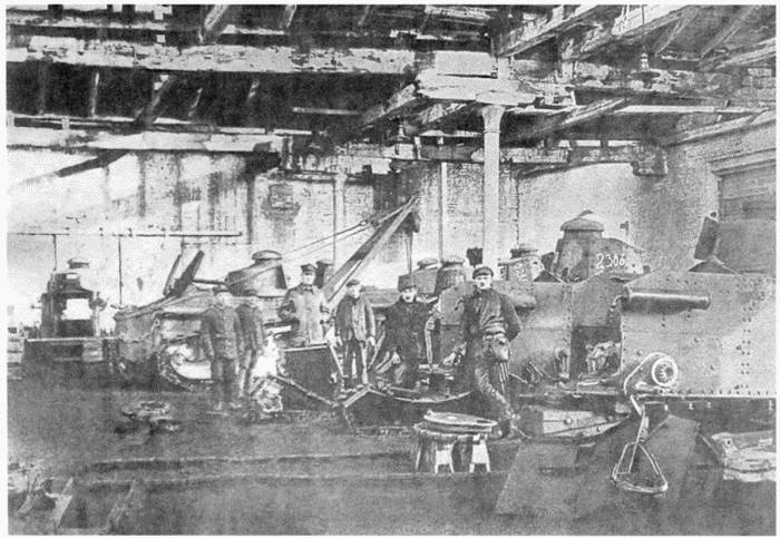 Иллюстрация к книге — Танк №1 &quot;Рено ФТ-17&quot;. Первый, легендарный [i_058.jpg]