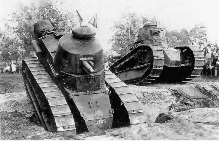 Иллюстрация к книге — Танк №1 &quot;Рено ФТ-17&quot;. Первый, легендарный [i_070.jpg]