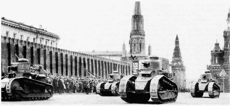 Иллюстрация к книге — Танк №1 &quot;Рено ФТ-17&quot;. Первый, легендарный [i_083.jpg]