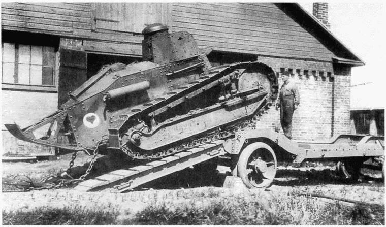 Иллюстрация к книге — Танк №1 &quot;Рено ФТ-17&quot;. Первый, легендарный [i_090.jpg]