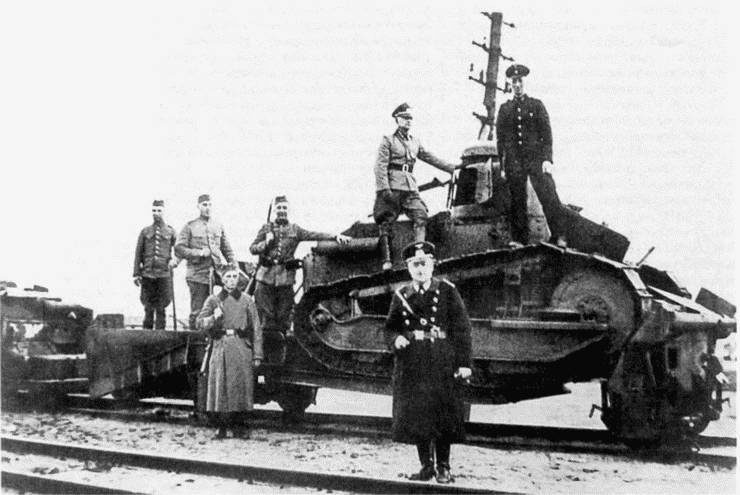 Иллюстрация к книге — Танк №1 &quot;Рено ФТ-17&quot;. Первый, легендарный [i_097.jpg]