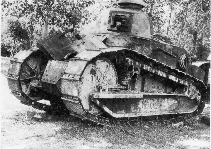 Иллюстрация к книге — Танк №1 &quot;Рено ФТ-17&quot;. Первый, легендарный [i_102.jpg]