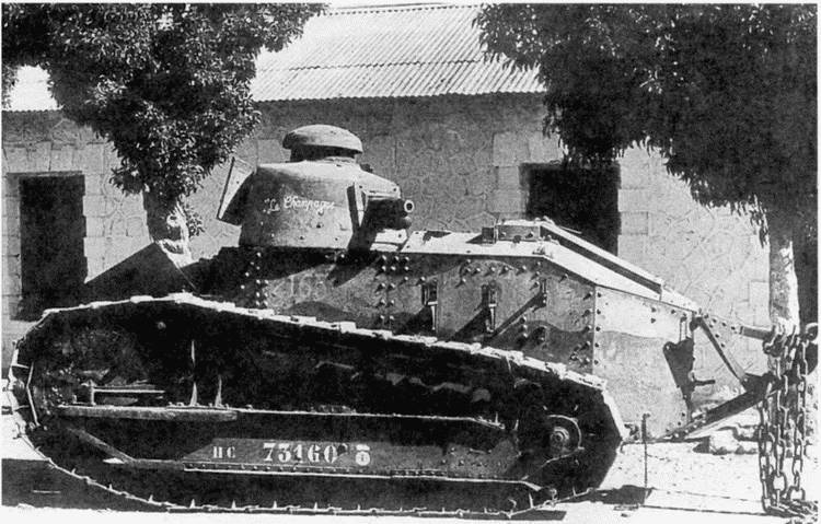 Иллюстрация к книге — Танк №1 &quot;Рено ФТ-17&quot;. Первый, легендарный [i_104.jpg]