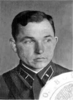 Иллюстрация к книге — Советский тяжелый танк КВ-1. Первые танки Победы [i_069.jpg]