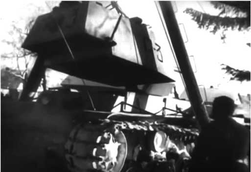 Иллюстрация к книге — Советский тяжелый танк КВ-1. Первые танки Победы [i_085.jpg]