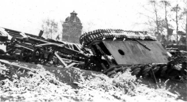 Иллюстрация к книге — Советский тяжелый танк КВ-1. Первые танки Победы [i_110.jpg]