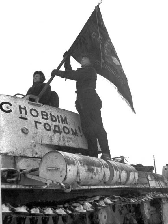 Иллюстрация к книге — Советский тяжелый танк КВ-1. Первые танки Победы [i_195.jpg]