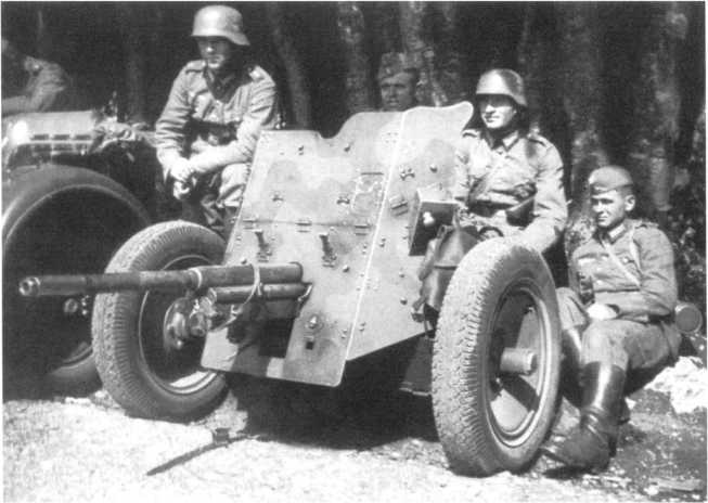 Иллюстрация к книге — Противотанковая артиллерия Вермахта во Второй Мировой войне. От &quot;дверных колотушек&quot; до &quot;убийц танков&quot; [i_011.jpg]