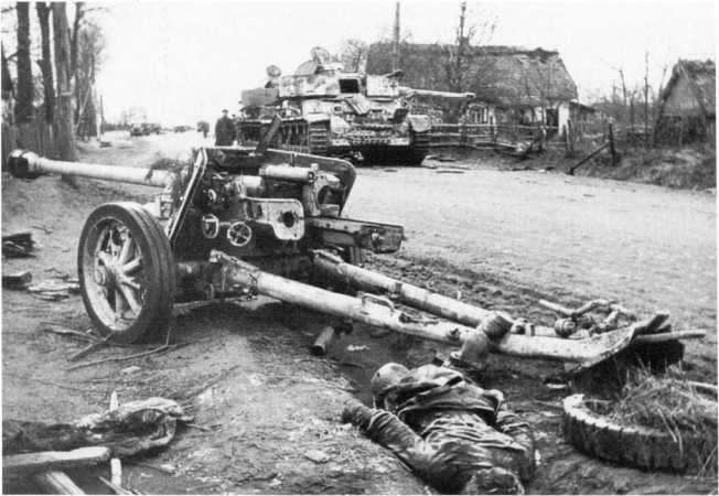 Иллюстрация к книге — Противотанковая артиллерия Вермахта во Второй Мировой войне. От &quot;дверных колотушек&quot; до &quot;убийц танков&quot; [i_146.jpg]